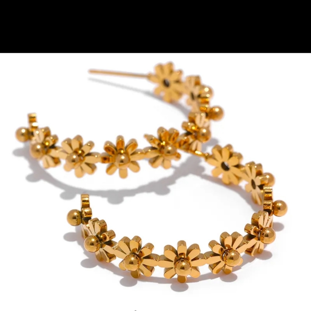 ((Clearance.)) 18kgold plated Stainless steel
